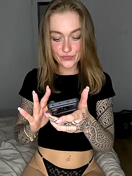 Snapshot of Goldloeckchen159 chatting on April 2026 07:48:01 PM Goldloeckchen159 online show from April 2026 07:48:01 PM