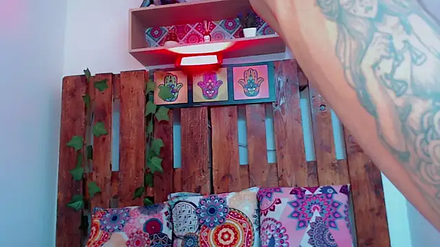 SARA VAL3NTINA  online show from September 2025 11:26:02 PM