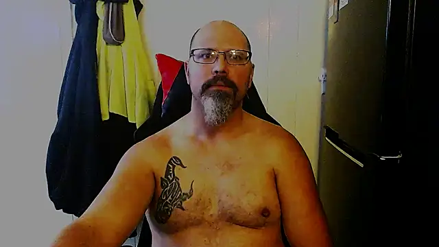 KrazyLegz online show from December 2024 06:30:02 PM