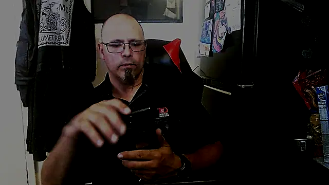 KrazyLegz online show from September 2025 08:57:02 PM