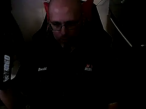 KrazyLegz online show from October 2025 11:14:01 PM