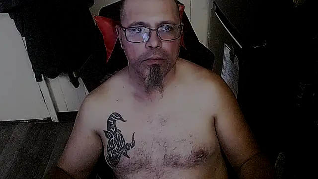 KrazyLegz online show from October 2025 11:27:01 PM