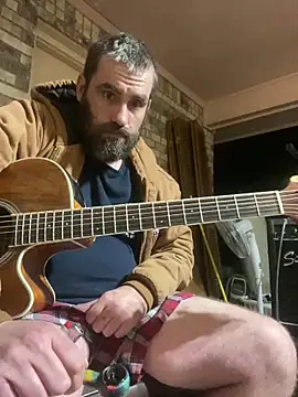 Snapshot of bigJohnson223 chatting on December 2024 08:15:02 AM bigJohnson223 online show from December 2024 08:15:02 AM