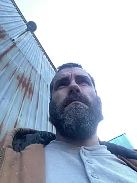 Snapshot of bigJohnson223 chatting on January 2025 09:18:01 PM bigJohnson223 online show from January 2025 09:18:01 PM