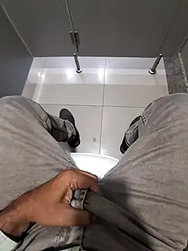 Snapshot of johny_69d@xh chatting on January 2025 09:10:02 AM johny 69dxh online show from January 2025 09:10:02 AM