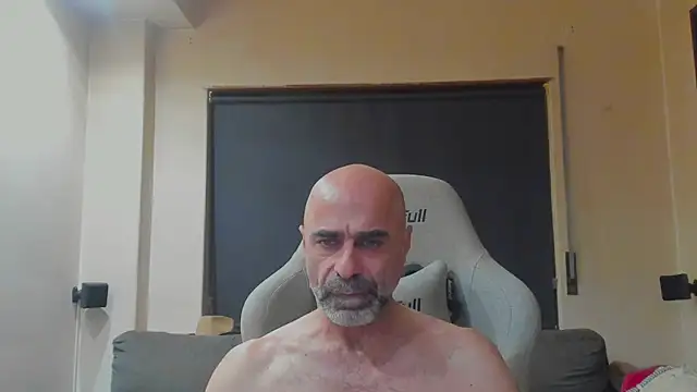 Snapshot of Bicopflirt chatting on July 2026 11:21:02 PM Bicopflirt online show from July 2026 11:21:02 PM