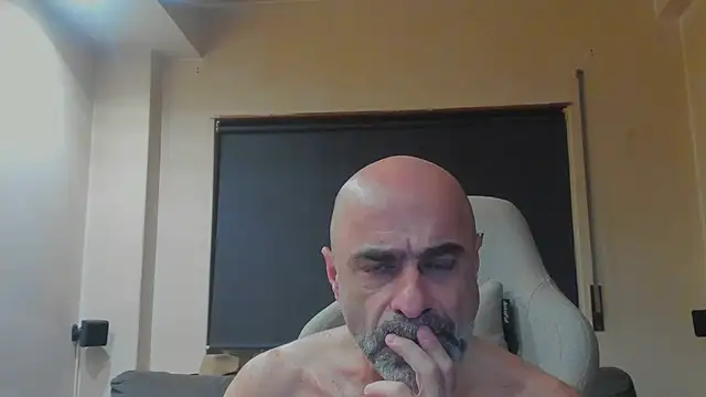 Snapshot of Bicopflirt chatting on July 2026 08:59:01 PM Bicopflirt online show from July 2026 08:59:01 PM