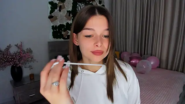 ContinentOfTranquility online show from February 2025 05:56:01 AM