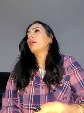 ReiyaRey online show from October 2025 08:51:02 PM