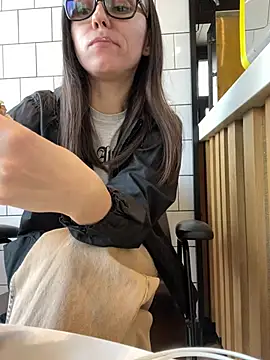 Snapshot of Jinna_milli chatting on March 2025 11:58:01 AM Jinna milli online show from March 2025 11:58:01 AM