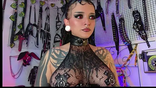 Snapshot of Agatha_BDSM chatting on May 2026 09:56:02 PM Agatha BDSM online show from May 2026 09:56:02 PM
