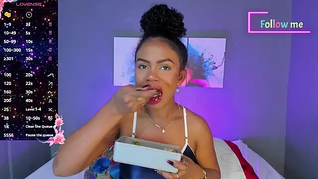 EmmaSmith06 online show from March 2025 05:17:02 PM