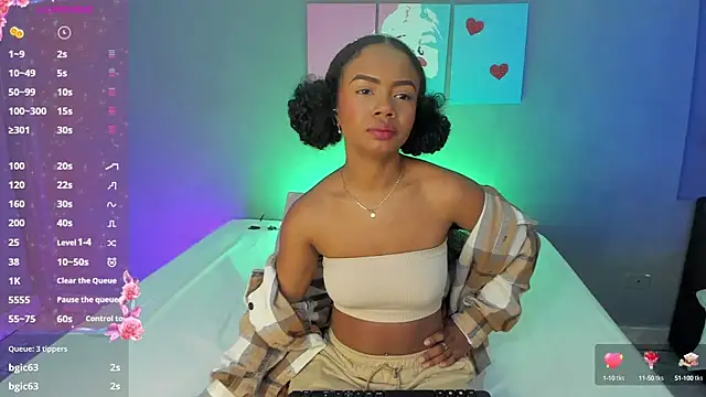 EmmaSmith06 online show from October 2025 05:21:02 PM