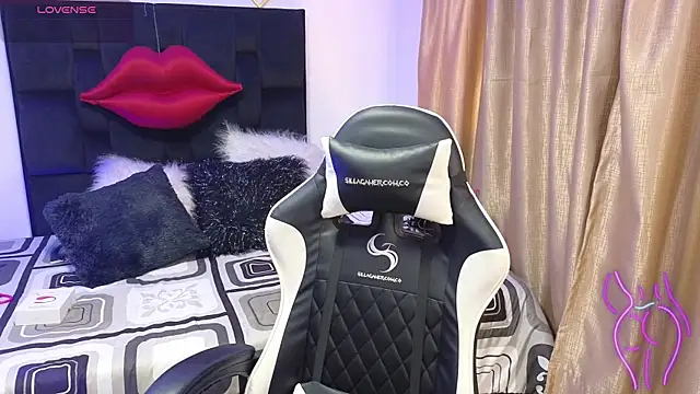 Majuu   online show from December 2025 12:25:02 PM