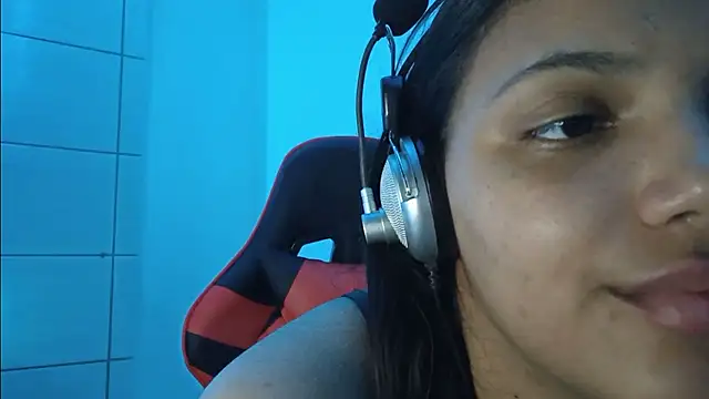 Snapshot of bombomepimenta chatting on January 2025 11:18:01 PM bombomepimenta online show from January 2025 11:18:01 PM