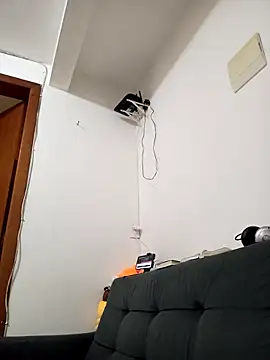 Snapshot of bombomepimenta chatting on September 2025 05:12:02 PM bombomepimenta online show from September 2025 05:12:02 PM