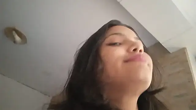 Snapshot of bombomepimenta chatting on October 2025 06:16:02 PM bombomepimenta online show from October 2025 06:16:02 PM