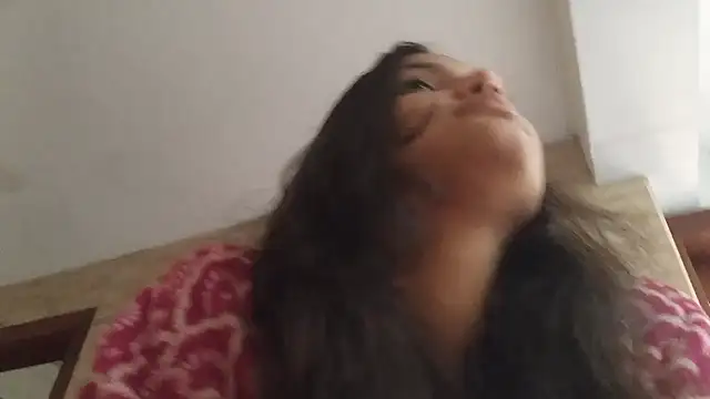 Snapshot of bombomepimenta chatting on November 2025 01:34:02 PM bombomepimenta online show from November 2025 01:34:02 PM