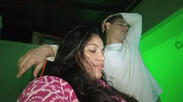 Snapshot of bombomepimenta chatting on November 2025 03:16:02 AM bombomepimenta online show from November 2025 03:16:02 AM