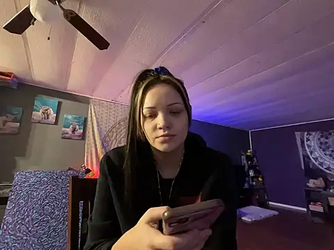 Snapshot of skinwalkingzombie chatting on December 2024 04:31:01 PM skinwalkingzombie online show from December 2024 04:31:01 PM