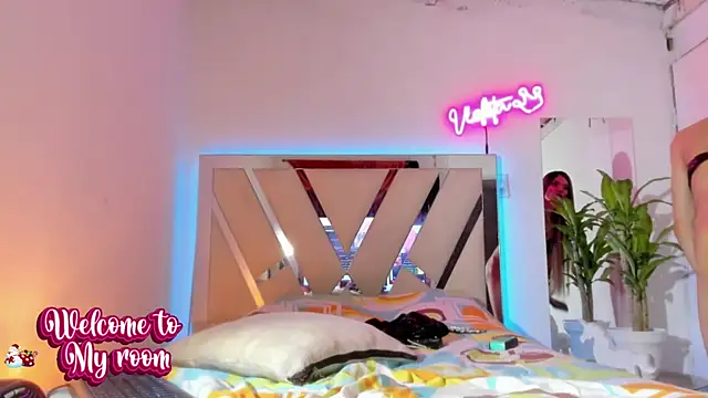 Snapshot of violeta_prince chatting on December 2024 07:50:02 AM violeta prince online show from December 2024 07:50:02 AM