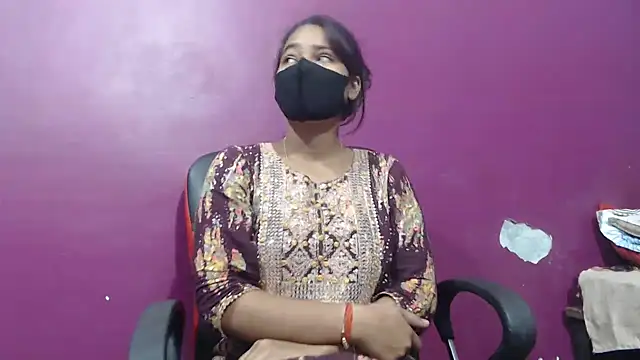 Snapshot of wildbabes chatting on December 2024 09:39:02 AM wildbabes online show from December 2024 09:39:02 AM