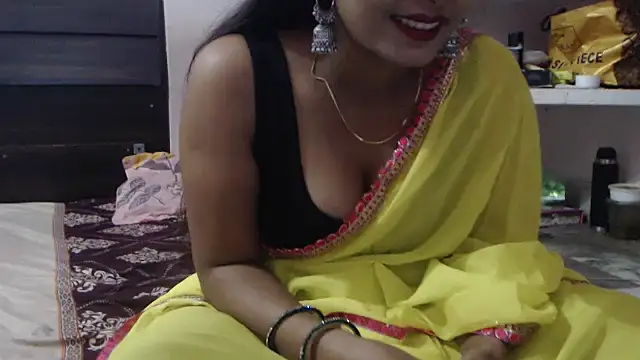 Snapshot of wildbabes chatting on November 2025 05:03:02 PM wildbabes online show from November 2025 05:03:02 PM