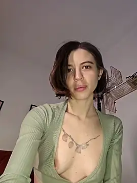 Snapshot of licoricepizza chatting on December 2024 09:44:01 PM licoricepizza online show from December 2024 09:44:01 PM