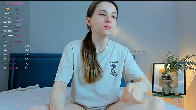 Snapshot of DonnaBurkee chatting on February 2025 04:07:01 PM DonnaBurkee online show from February 2025 04:07:01 PM