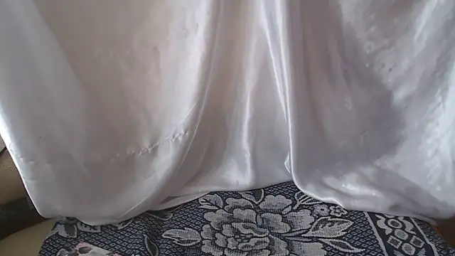 Burberrry  online show from March 2026 01:17:01 PM