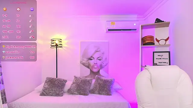 Snapshot of SALOOMEE__ chatting on January 2025 02:47:02 PM SALOOMEE online show from January 2025 02:47:02 PM