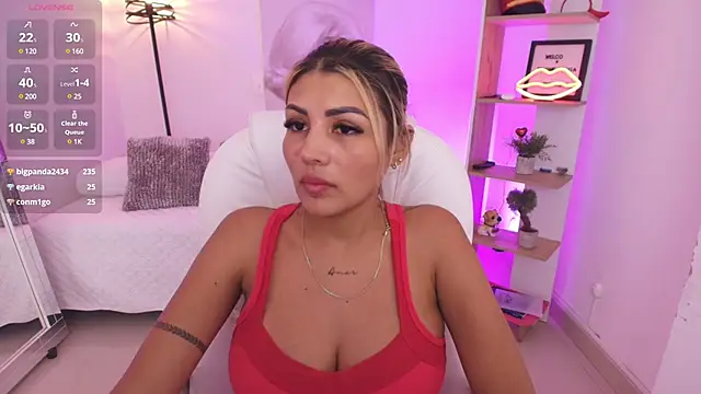 Snapshot of SALOOMEE__ chatting on February 2025 05:16:01 PM SALOOMEE online show from February 2025 05:16:01 PM