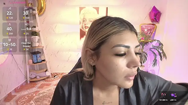 Snapshot of SALOOMEE__ chatting on September 2025 10:08:01 AM SALOOMEE online show from September 2025 10:08:01 AM