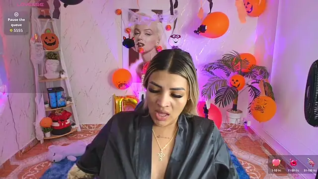 Snapshot of SALOOMEE__ chatting on October 2025 11:29:01 AM SALOOMEE online show from October 2025 11:29:01 AM