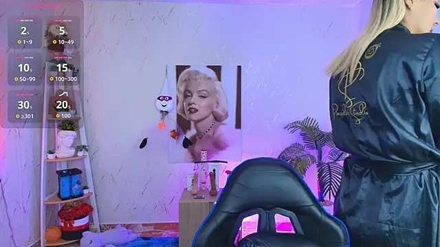 Snapshot of SALOOMEE__ chatting on November 2025 11:10:02 AM SALOOMEE online show from November 2025 11:10:02 AM