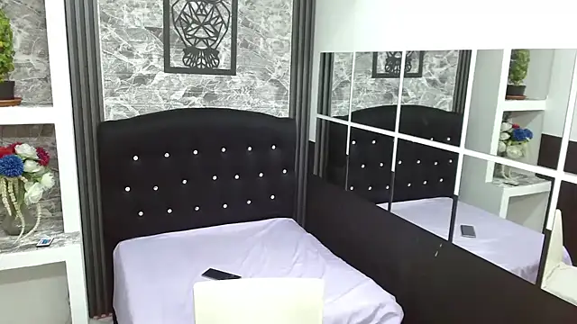 Snapshot of sia_cavad chatting on January 2025 12:31:02 PM sia cavad online show from January 2025 12:31:02 PM