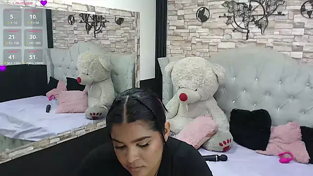 Snapshot of sia_cavad chatting on February 2025 05:29:02 PM sia cavad online show from February 2025 05:29:02 PM