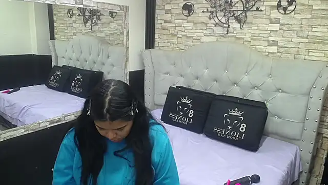 Snapshot of sia_cavad chatting on November 2025 12:15:02 PM sia cavad online show from November 2025 12:15:02 PM