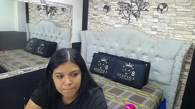 Snapshot of sia_cavad chatting on November 2025 12:50:02 PM sia cavad online show from November 2025 12:50:02 PM