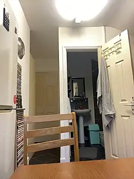 Snapshot of Yourhotboy_42 chatting on February 2025 03:06:01 PM Yourhotboy 42 online show from February 2025 03:06:01 PM