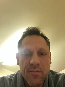 Snapshot of Yourhotboy_42 chatting on February 2025 05:31:01 PM Yourhotboy 42 online show from February 2025 05:31:01 PM