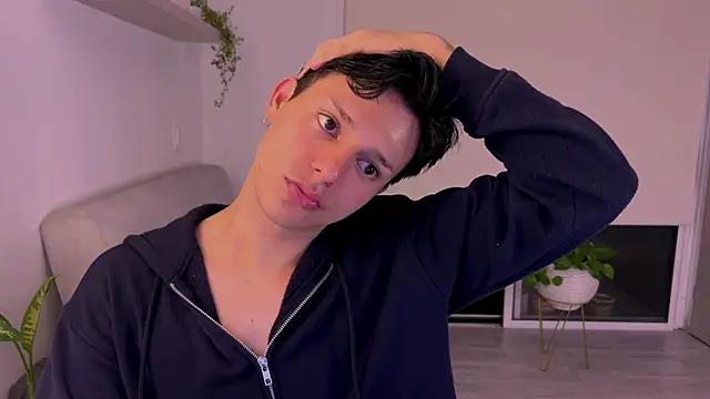 Snapshot of Alexxblue chatting on November 2025 04:12:02 AM Alexxblue online show from November 2025 04:12:02 AM