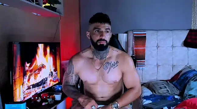 Snapshot of naugthy_dominant chatting on December 2024 04:31:01 AM naugthy dominant online show from December 2024 04:31:01 AM