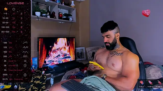 Snapshot of naugthy_dominant chatting on December 2024 05:50:02 AM naugthy dominant online show from December 2024 05:50:02 AM