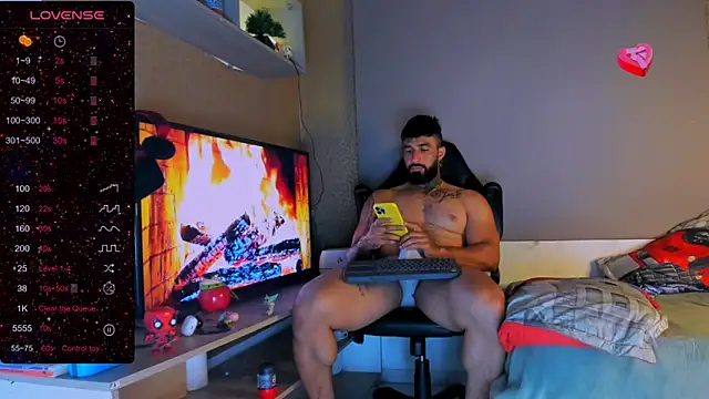 Snapshot of naugthy_dominant chatting on December 2024 06:06:01 AM naugthy dominant online show from December 2024 06:06:01 AM