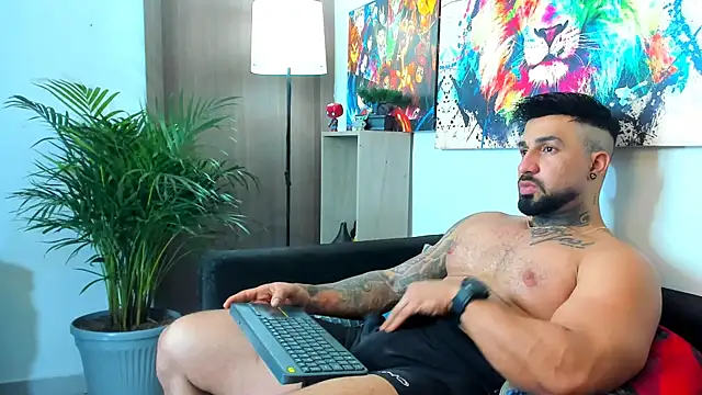 Snapshot of naugthy_dominant chatting on November 2025 08:10:01 PM naugthy dominant online show from November 2025 08:10:01 PM