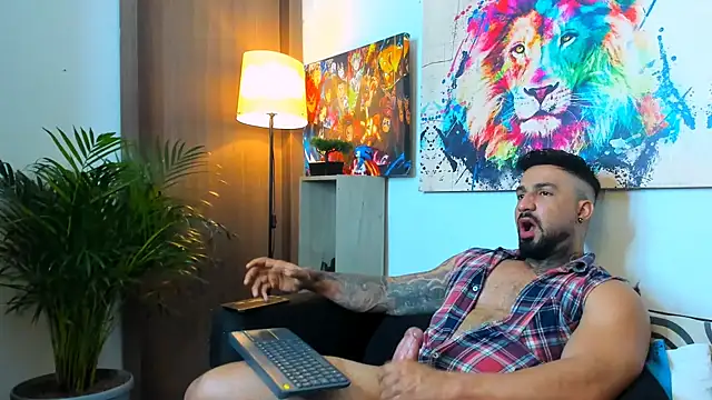 Snapshot of naugthy_dominant chatting on November 2025 11:40:02 PM naugthy dominant online show from November 2025 11:40:02 PM