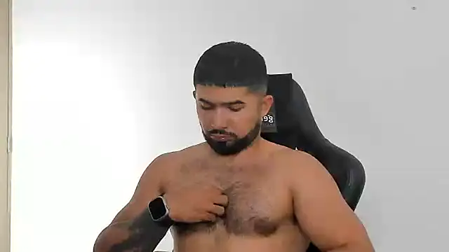 ethaanjones online show from December 2024 07:53:02 PM