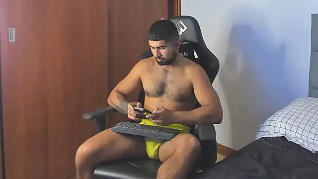 ethaanjones online show from September 2025 08:10:01 PM