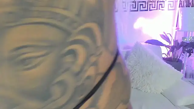 Snapshot of CocoSkyy chatting on January 2025 03:28:01 PM CocoSkyy online show from January 2025 03:28:01 PM